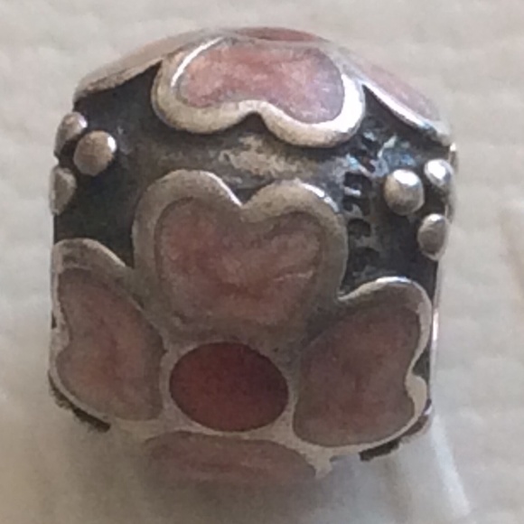 Pandora flowers enamel charm - Picture 3 of 3